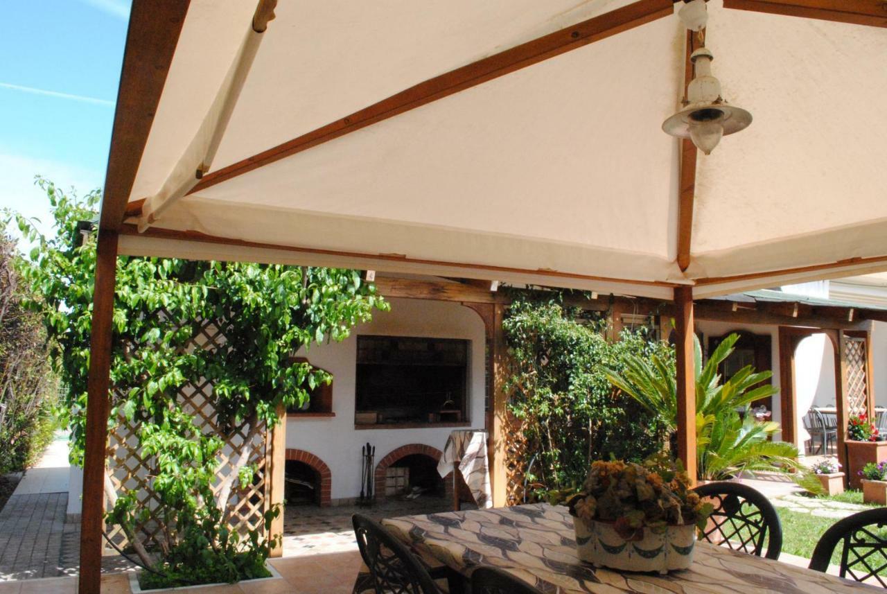 Villa Regina B&B Nettuno Luaran gambar