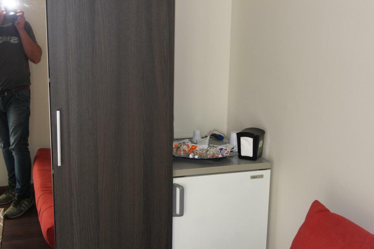 Villa Regina B&B Nettuno Luaran gambar