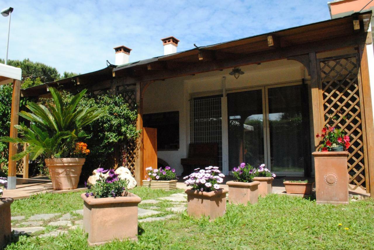 Villa Regina B&B Nettuno Luaran gambar